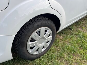 Ford Focus 1.6 benzín - 6