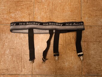 Hokejová výstroj - 6