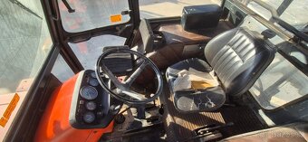 Zetor 5211 s přední radlicí a navijákem - 6