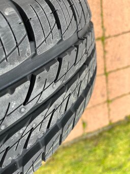 rezervní kolo Oktavie 1-nové 195/65 R15 - 6