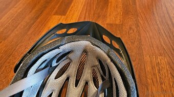 Prilba na kolo R2 - 6