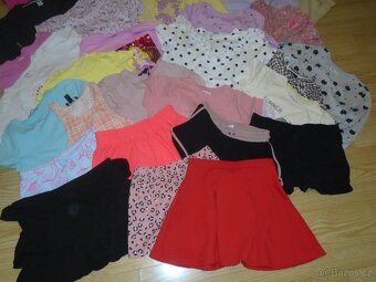 balík oblečení vel. 140 na slečnu - 6