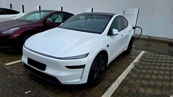 Tesla Y Premium Long Range s pohonem všech kol - 6