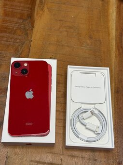 iPhone 13 mini 128gb - červený - 6