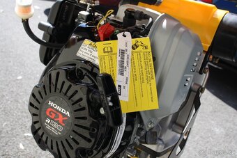 Vibrační pěch (dusadlo) PROFI TEKPAC SG70H Honda - 6