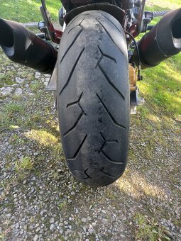 Kawasaki Z1000 - 6