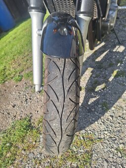 Prodám Kawasaki ER-5, najeto 45371km - 6