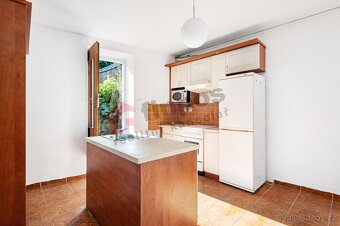 Prodej rodinného domu se zahradou - Praha Uhříněves - 6