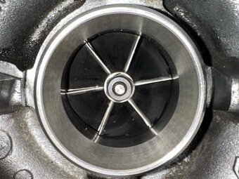 Turbo 03L253056G 2.0TDI 103KW CR CFFB VW Passat B7 2014 - 6