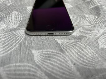 iPhone SE 2020 - 6
