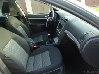 Škoda Octavia KOMBI 1,6 TDi 77 KW, 8/2012 - 6