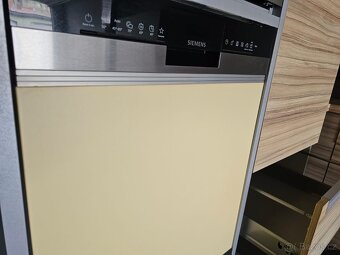 Kompletní kuchyně ZEBRAWOOD vč. spotřebičů - 6