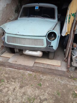 Trabant 601 kombi, 2 v 1 - 6