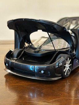 1/18 Autoart Signature Koenigsegg CCX Black - 6