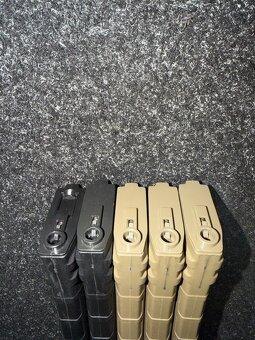 G&P Zásobník M4/M16 na 130 ran FROG, tlačný, točný - 6