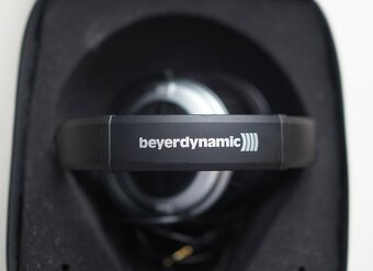 sluchátka Beyerdynamic DT 860 - 6