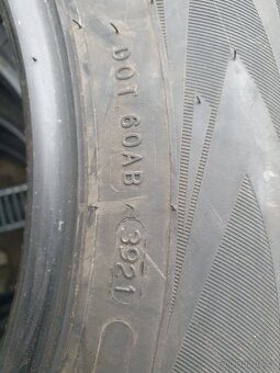 205 65 r16 nové zimní pneu Nokian 4ks, vzorek 8,25mm - 6