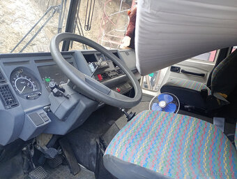 Obyný - speciál Renault. - 6