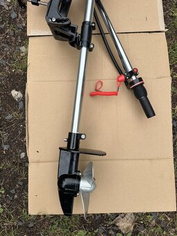 Lobní motor Přivesny Benzínový 2T 52cc 2.5Hp - 6