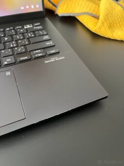 ASUS Zenbook 14 OLED – Ryzen 5 / 16 GB / 512 GB SSD / OLED / - 6
