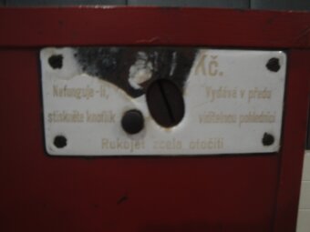 AUTOMAT NA POHLEDNICE - 6