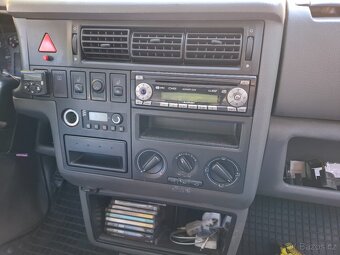 VW Multivan 2.5 TDI 75 kw, ACV, 2002 - 6