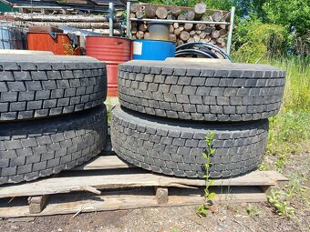 Pneu vč. disku 315/80 R22.5 - 6