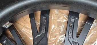 Originální BMW Alu kola M796 (6885305) – 18" á - 6