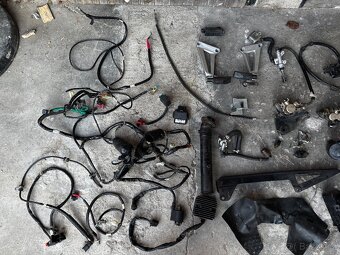 Honda cbr125r náhradní díly - 6