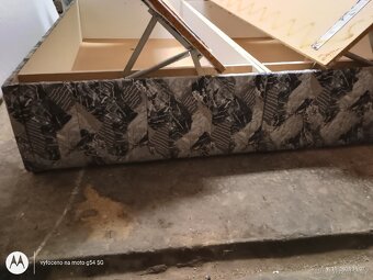 Letiště. Manželská postel. Ložnice. - 6