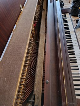 Luxusní pianino PETROF (r.v. 1990) - 6