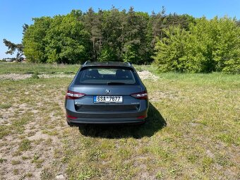 Škoda SUPERB III. kombi 2.0 tdi 140kw manuál - 6