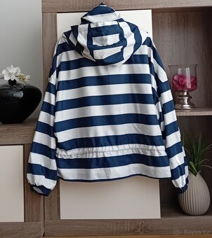 Zara dámská lehká oversized bundička vel. M/L - 6