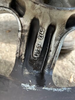 Kola 5X100 5,5J x14 et 40 pneu 185/60 R14 - 6