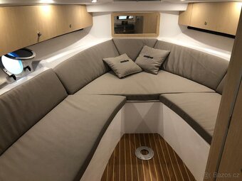 Prodám nová luxusní jachta Laver 23xl/7,62m + motor 250HP - 6