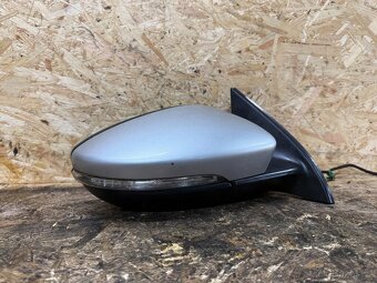 PRAVÉ ZPĚTNÉ ZRCÁTKO VW PASSAT B7 LA7W 7 PIN - 6