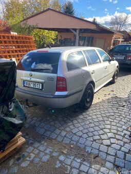 Škoda Octavia 2.0i 85kw - 6