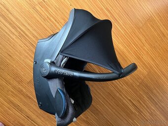 Korbička Thule Urban Glide 3 + autosedačka MaxiCosi - 6