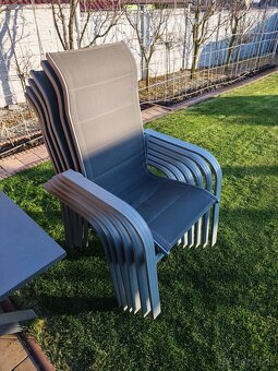 Zahradni stůl 210x100x75 a 6 ks židli - 6