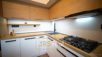 Prodej bytu 3+1, 74 m2 - Veselí nad Moravou, ev.č. 110047JS - 6