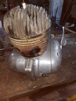 Motor Jawa 250/590 Sport + Californie - 6