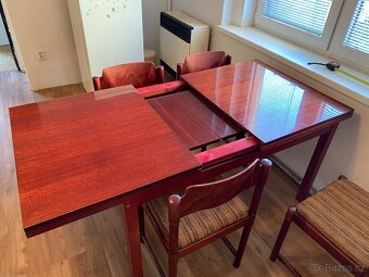 Rozkládací stůl a židle - 6