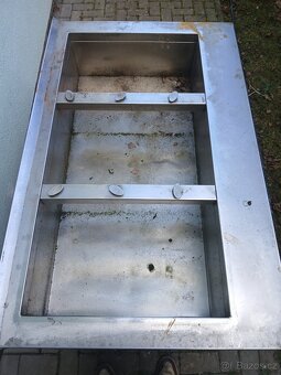 Nerezový Stůl na ohřev várnic - 6