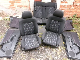 VW GOLF 3 , 3,5 - interier , sedačky, tapeci - 6