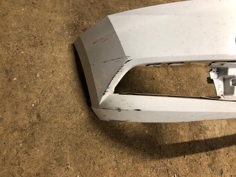 Přední nárazník Fabie 3 , 6V0807221F - 6