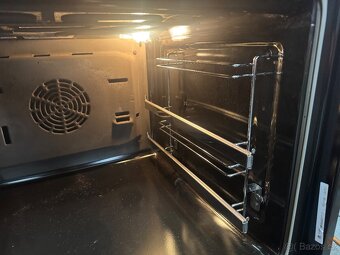 Nerezová vestavná trouba bosch - 6