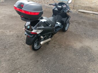 Piaggio mp3 400LT CZ doklady v ceně na řidičák sk.B černá - 6
