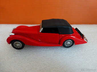 modely aut 1:43 12. - 6