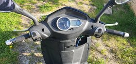 Skútr Aeon Urban 350, objem 313 ccm - 6