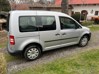Volkswagen Caddy 1.6 TDi 2x boční dveře - 6